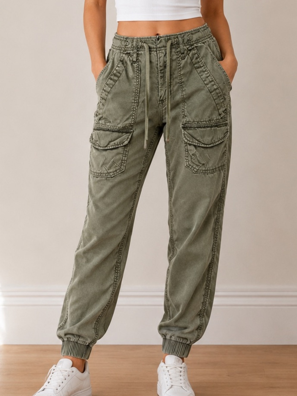 Hollister Olive Green Cargo Jogger Pants Women’s 00 Cropped Drawstring